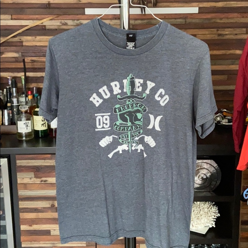 Hurley T-shirt